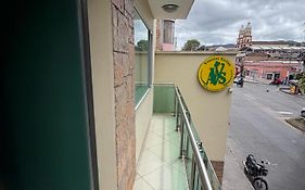Apartahotel Vincent Suites